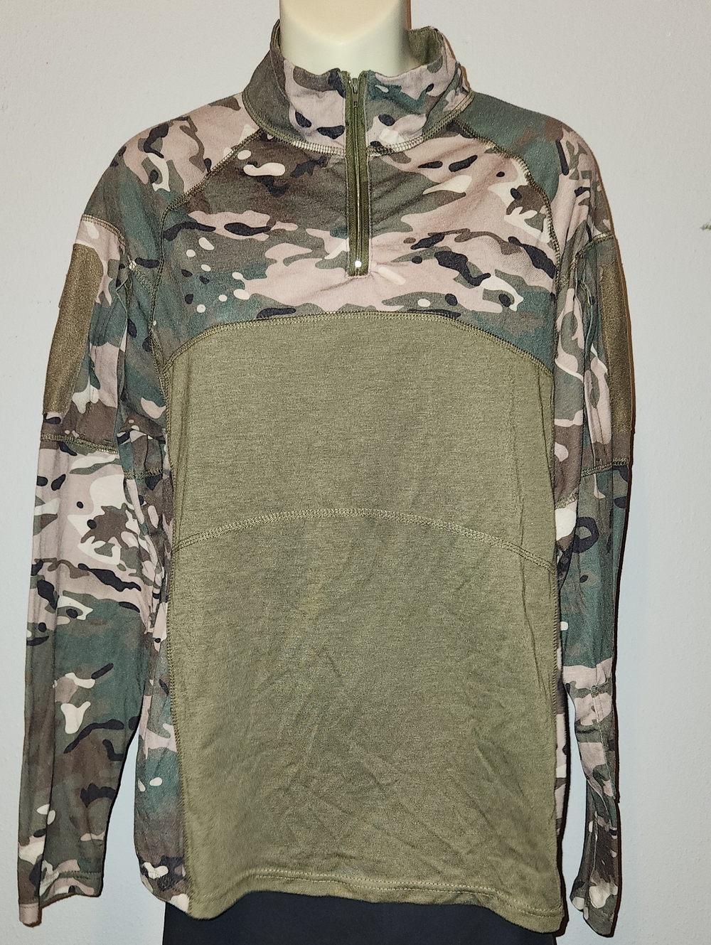 Men's Olive Green Camo Half-Zip Pullover Hoodie